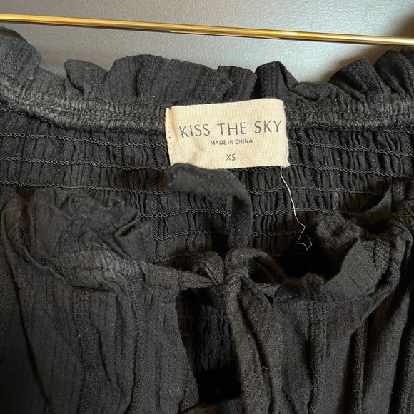 Kiss the Sky black bodycon dress - Picture 4 of 6